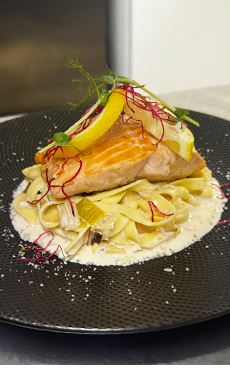 La Maison Penchée - Restaurant Tarascon - Pizzeria Tarascon